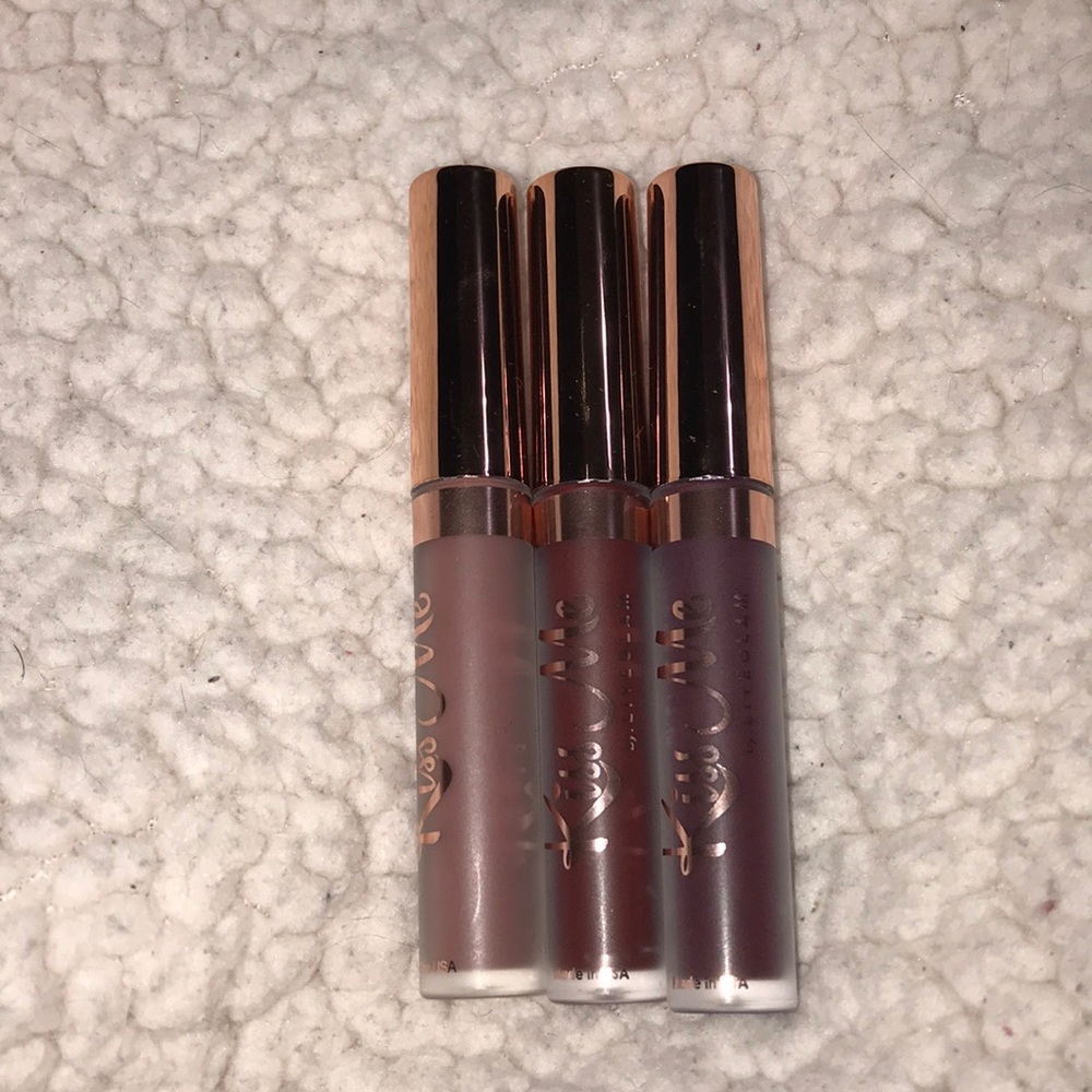 Kiss Me Lipstick